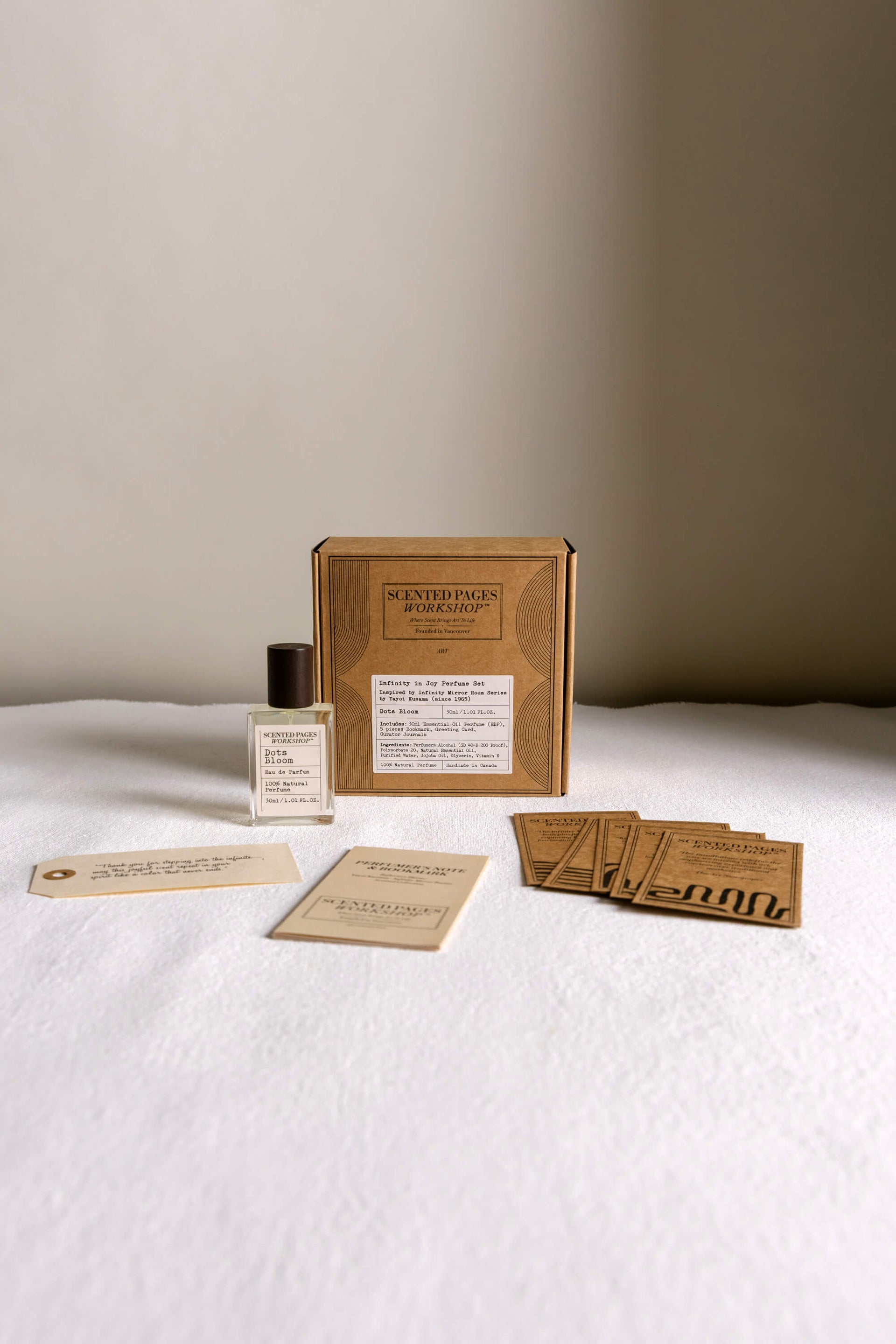 Dots Bloom – Infinity in Color